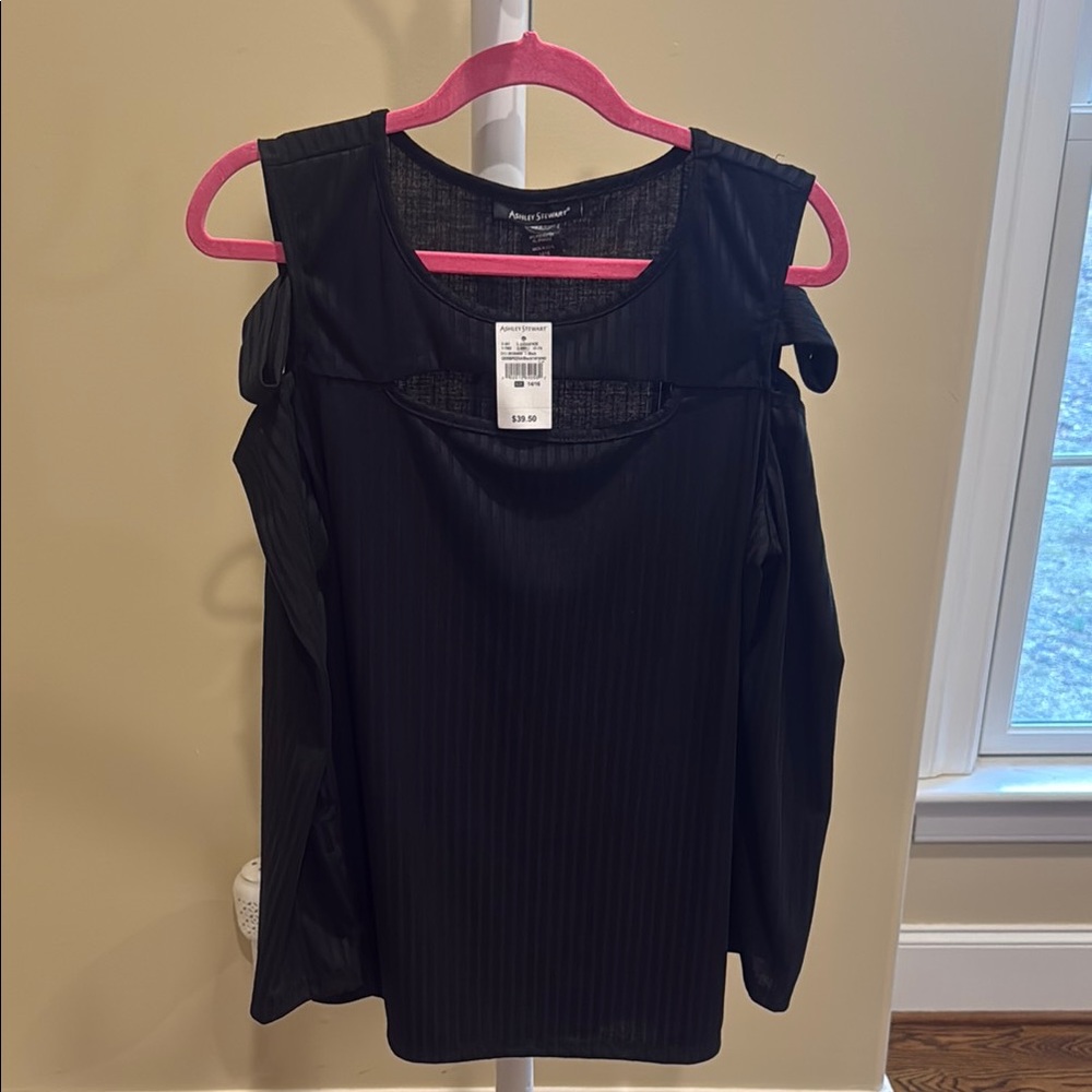 Black Women's Cold Shoulder Top